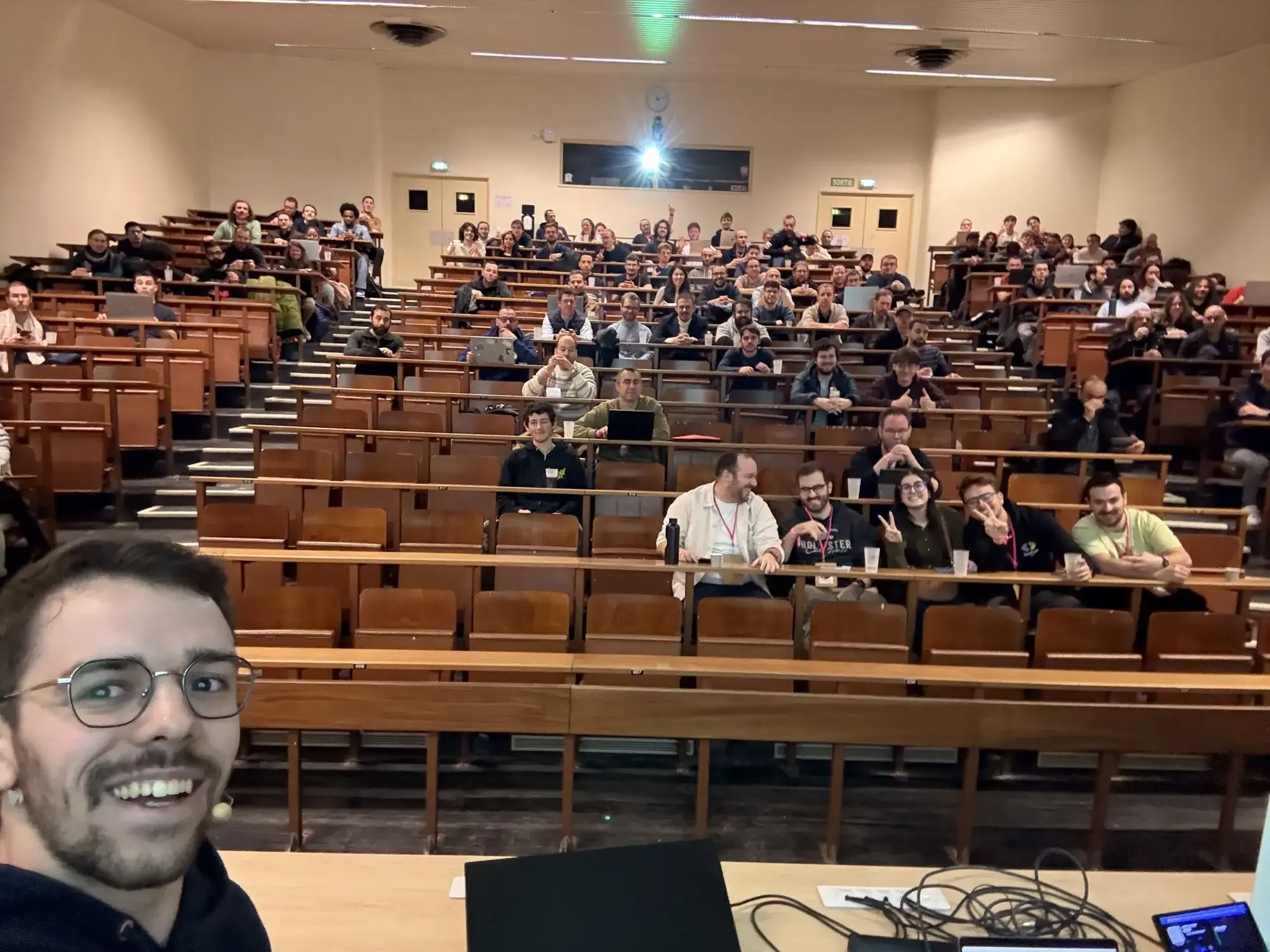 Selfie d’Estéban au DevFest Dijon 2025.