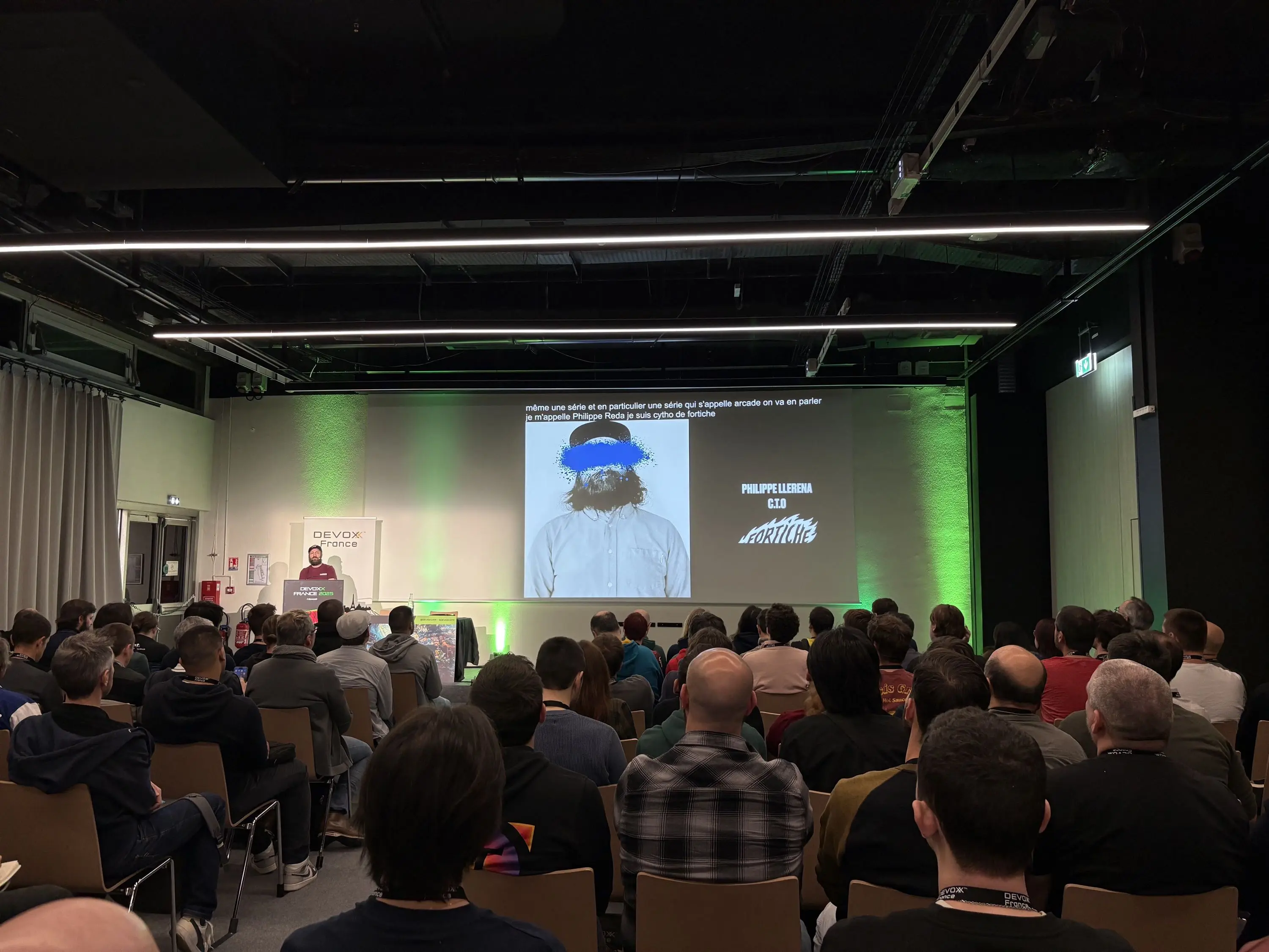 Photo de Philippe Llerena lors de sa présentation.